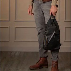 Leather waterproof canvas hands-free bag with a vertical design practical size